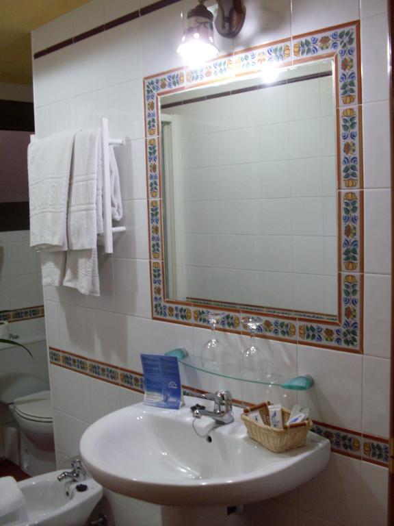Hotel Rural Ocell Francoli Espluga de Francolí Rum bild