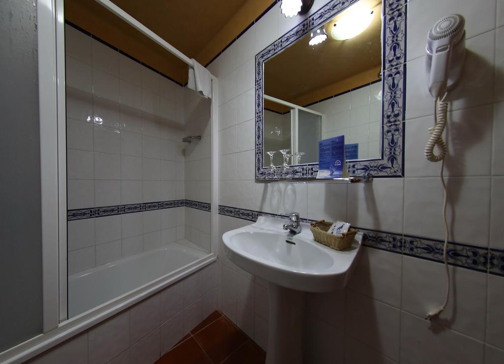 Hotel Rural Ocell Francoli Espluga de Francolí Exteriör bild